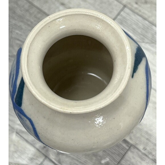 Studio Art Pottery Floral Design Bud Vase Blue Boho 4” Tall Signed JG - Picture 7 of 12